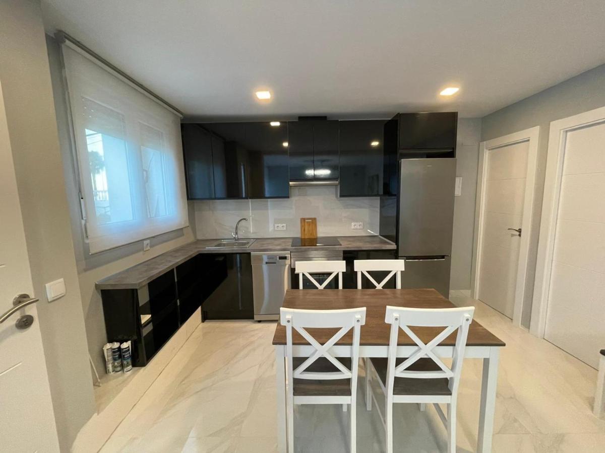 Seafront Recently Renovated Apartments Benalmádena Εξωτερικό φωτογραφία