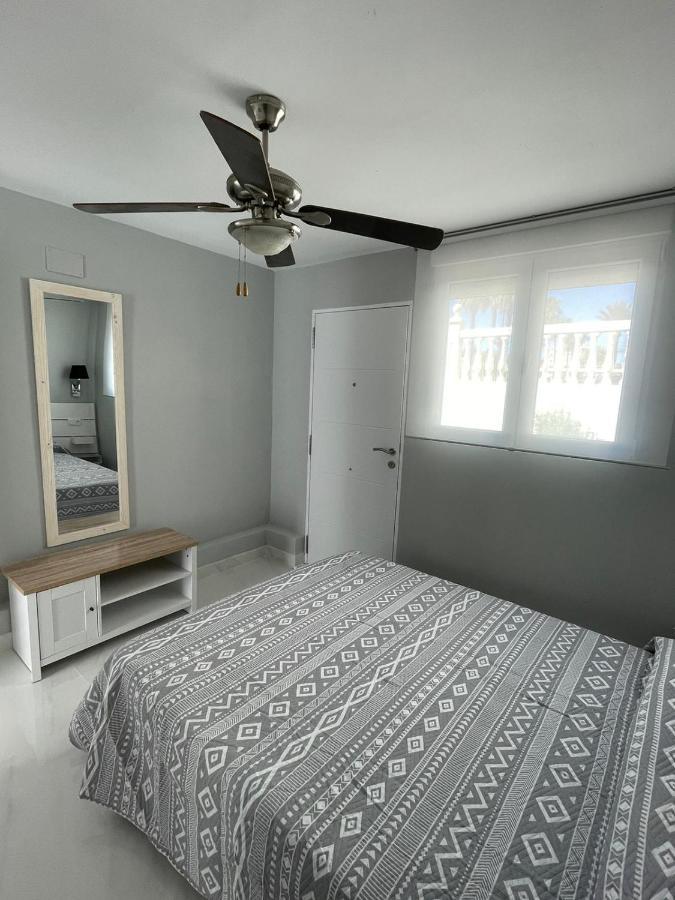 Seafront Recently Renovated Apartments Benalmádena Εξωτερικό φωτογραφία