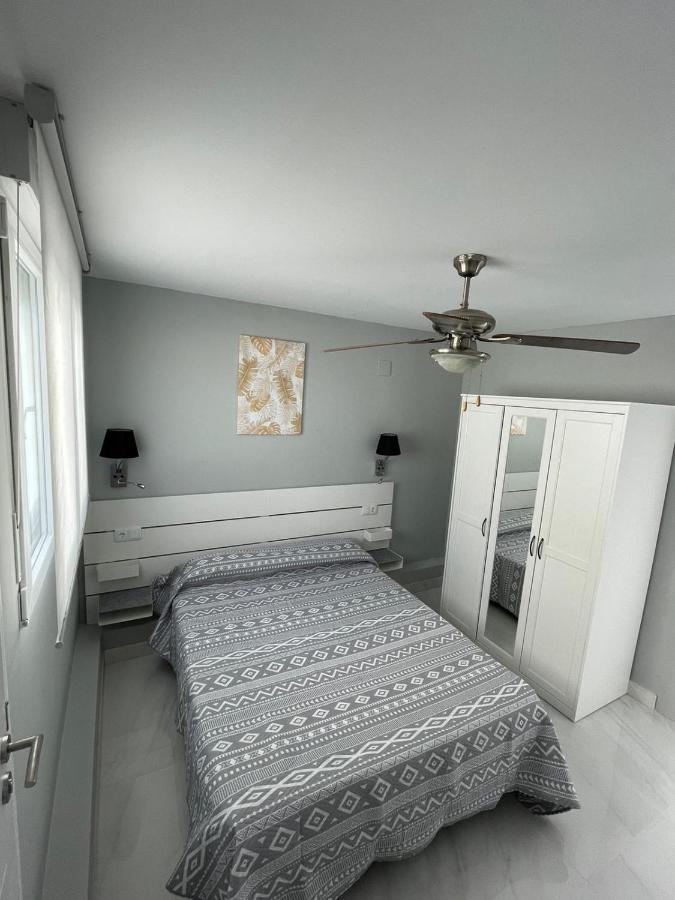 Seafront Recently Renovated Apartments Benalmádena Εξωτερικό φωτογραφία